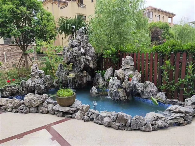 阳日镇庭院假山鱼池制作方法